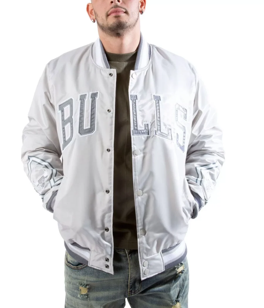 Chicago Bulls Silver Satin Jacket - Image 3